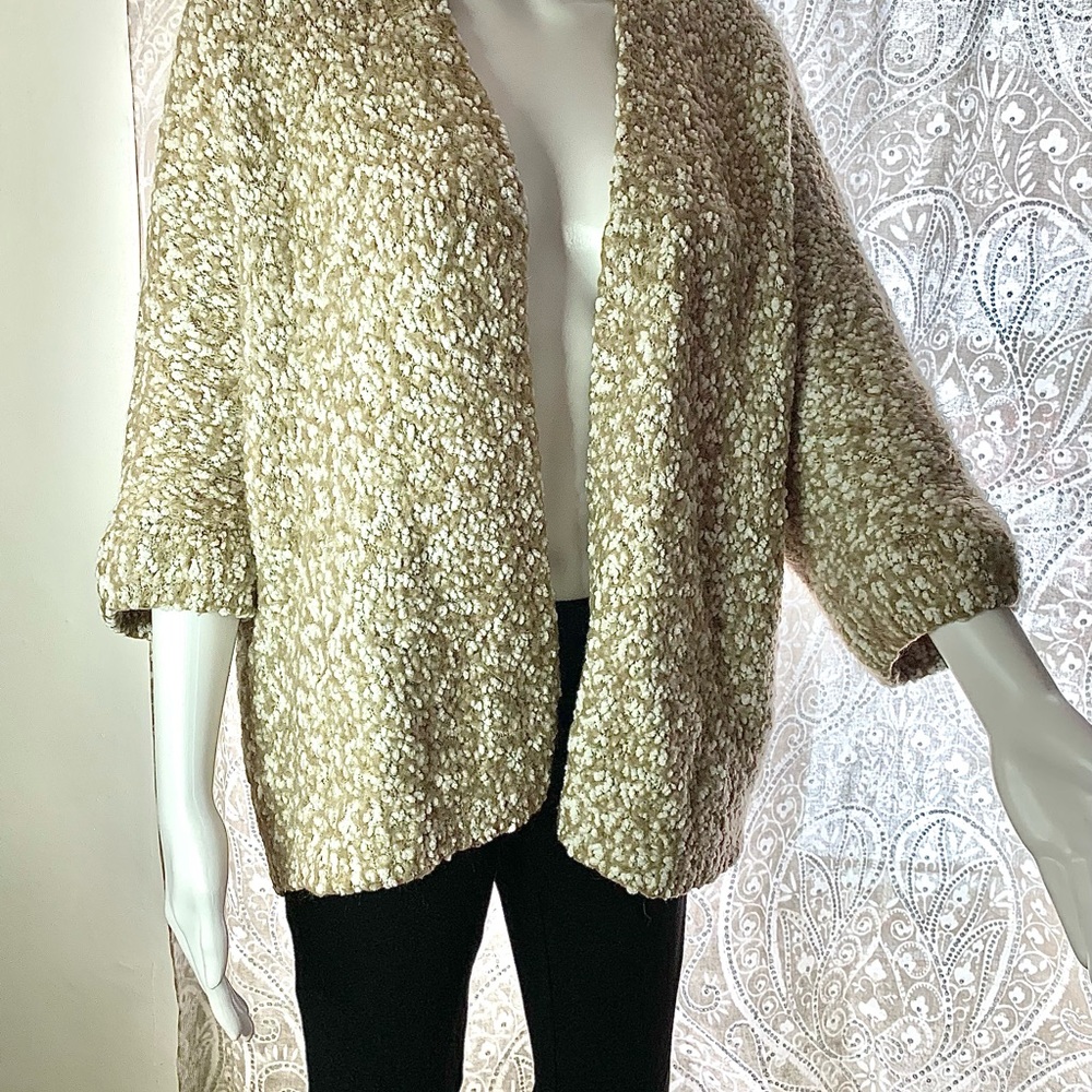 Secret Treasures Cardigan woman size 14 super soft three-quarter sleeve.